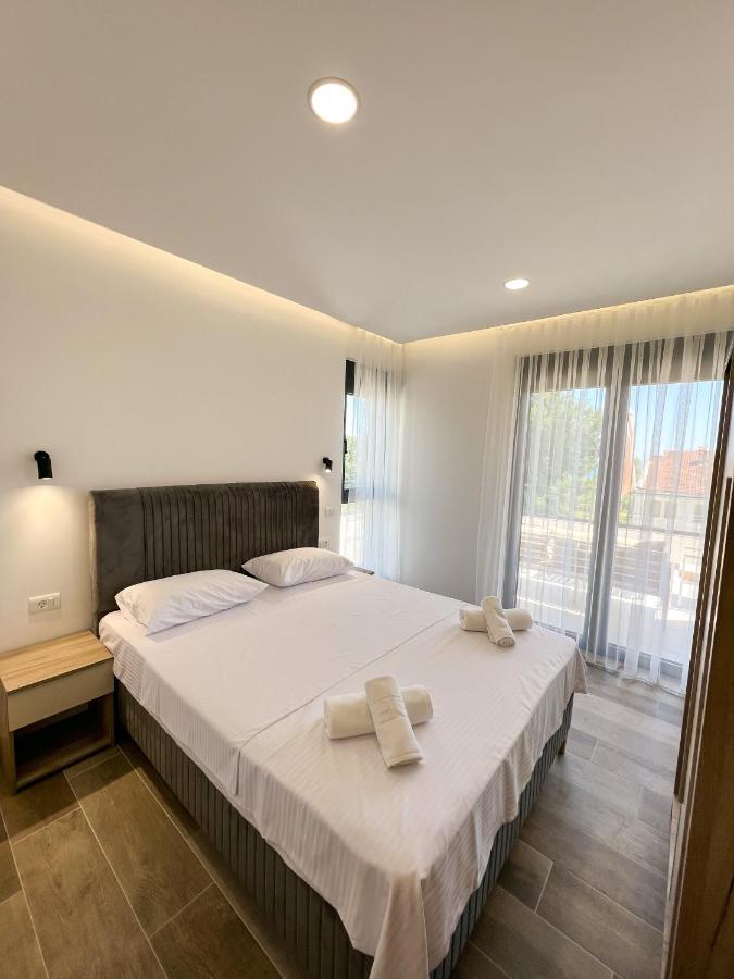 Square Residence Ulcinj Eksteriør billede