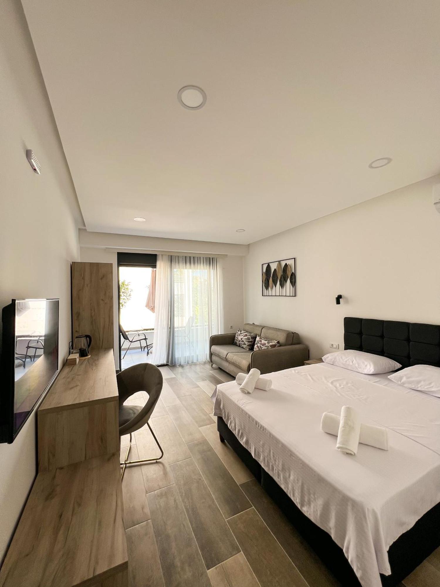 Square Residence Ulcinj Eksteriør billede