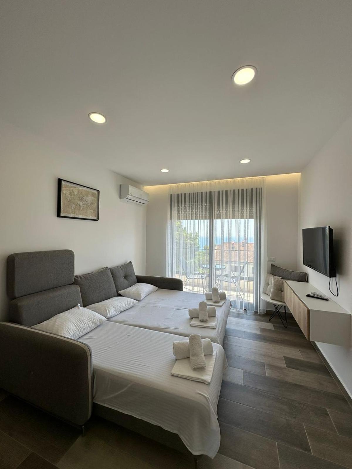 Square Residence Ulcinj Eksteriør billede