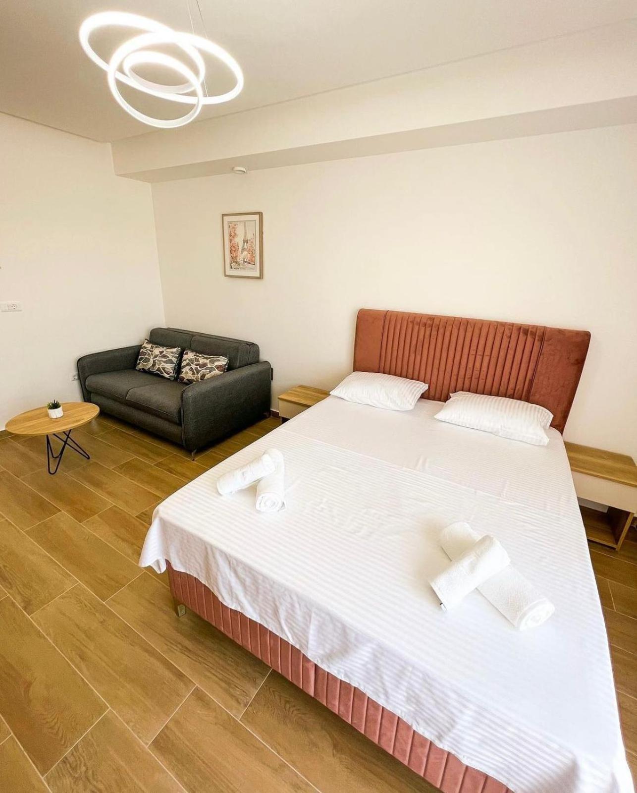 Square Residence Ulcinj Eksteriør billede
